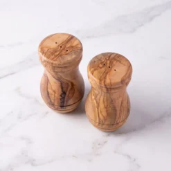 View of the three aligned holes on the olive wood salt and pepper shakers