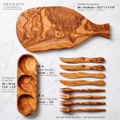 Dimensions du coffret : planche de 40 cm, plat de 28 cm, tartineurs de 18 cm et pics de 15 cm